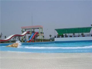 水上樂園造浪設(shè)備